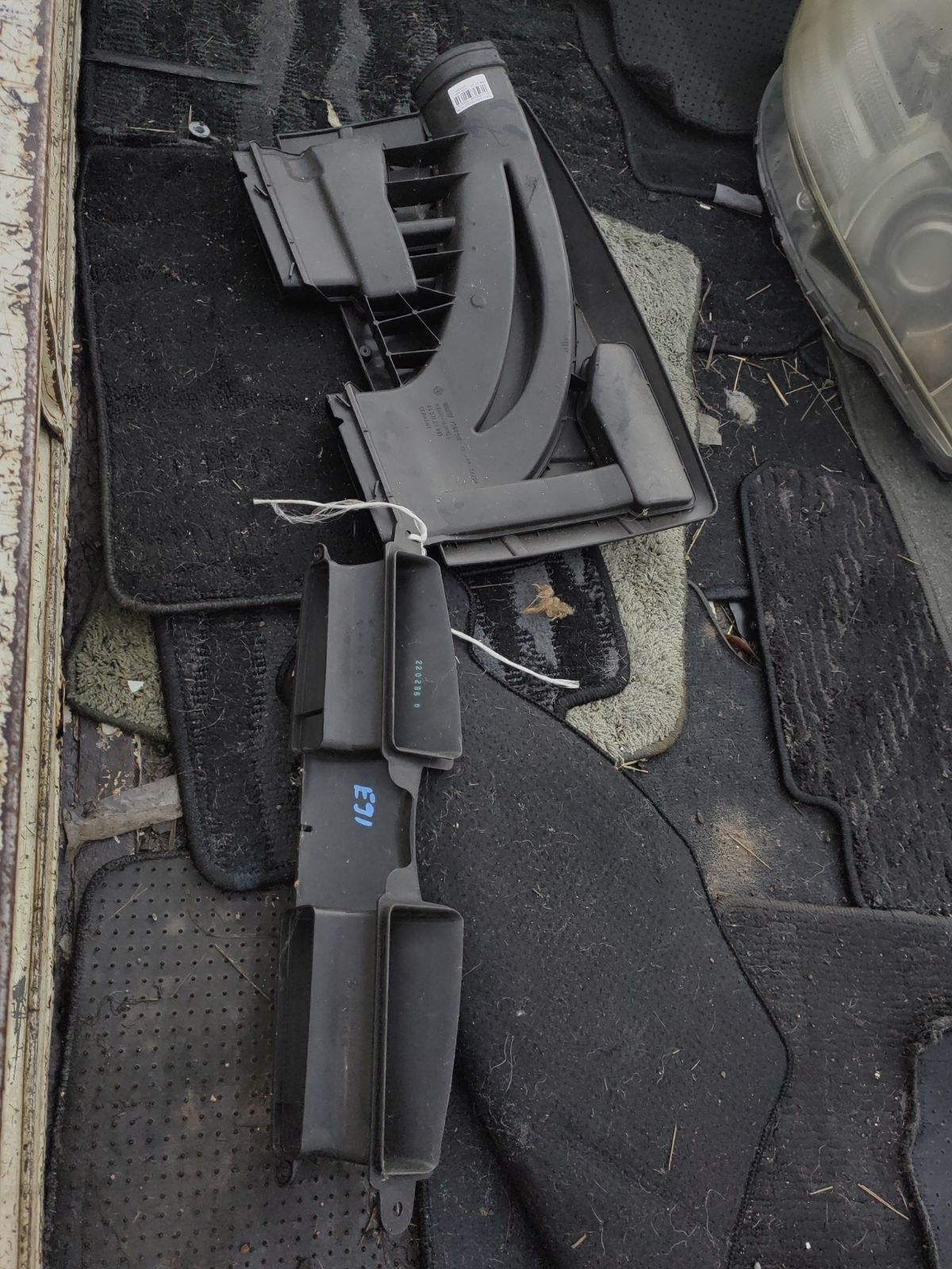 Воздухозаборник 13717560918 на Bmw 3-Series E91 N46B20BA Фото 4