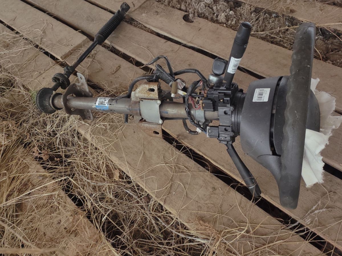 Рулевая колонка на Nissan Terrano RR50 Фото 7