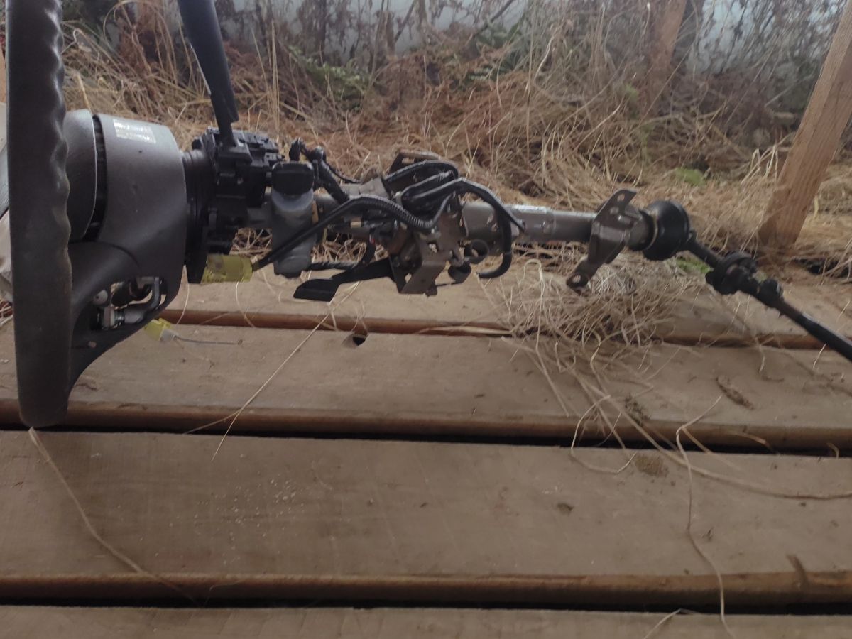 Рулевая колонка на Nissan Terrano RR50 Фото 8