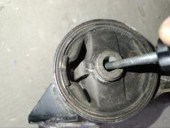 Подушка двигателя на Honda Stepwgn RG1 K20A Фото 4