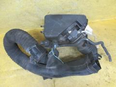 Корпус воздушного фильтра на Toyota Corolla Fielder NZE141G 1NZ-FE 17700-21180  17700-21181