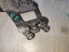 Ролик двери на Nissan Serena CC25 Фото 9