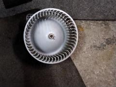 Мотор печки на Mazda Verisa DC5W Фото 5