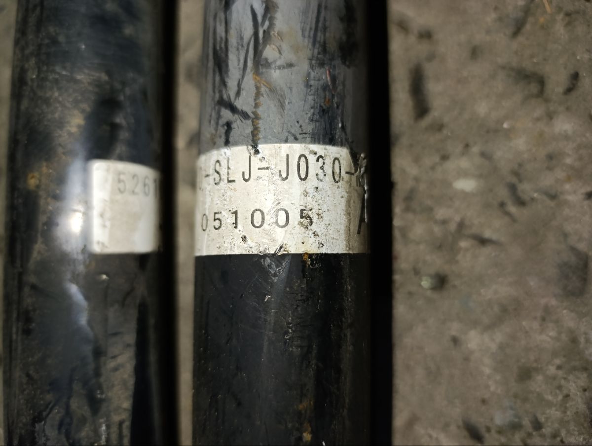 Амортизатор на Honda Stepwgn RG1 Фото 6