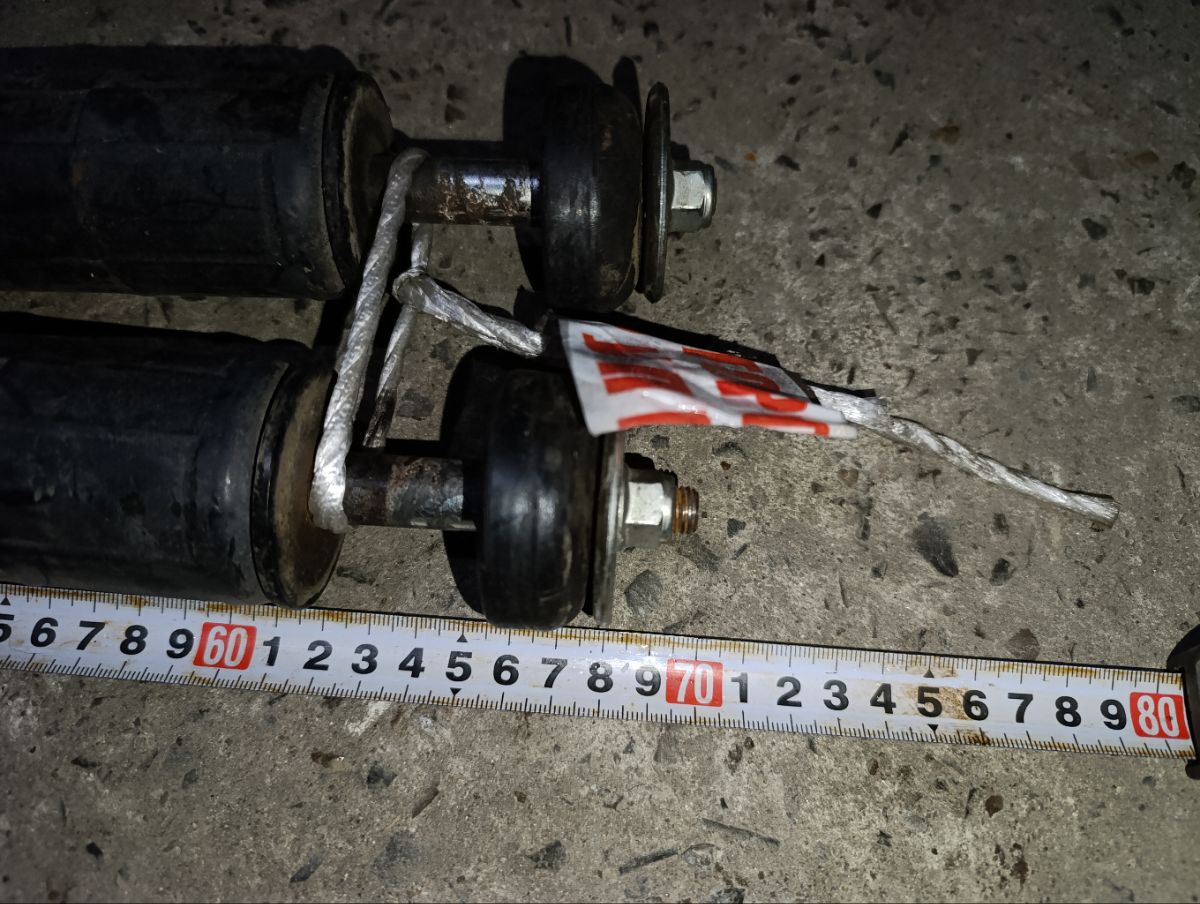 Амортизатор на Honda Stepwgn RG1 Фото 9