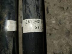 Амортизатор на Honda Stepwgn RG1 Фото 5