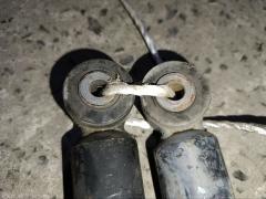 Амортизатор на Honda Stepwgn RG1 Фото 7