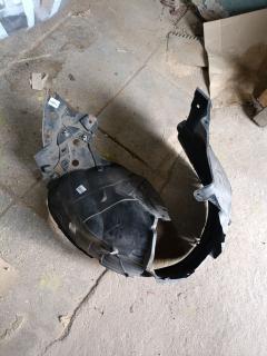 Подкрылок 63843-3NA0A на Nissan Leaf AZE0 EM57 Фото 4