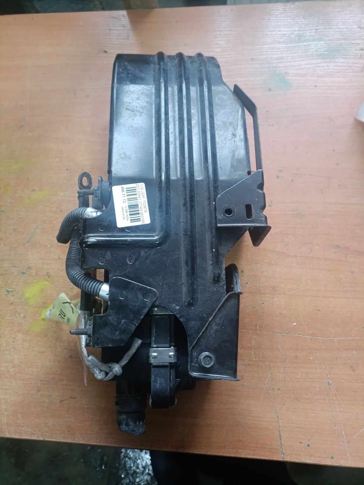 Нагреватель охлаждающей жидкости 27143-0501RET на Nissan Leaf ZE0 EM61 Фото 7