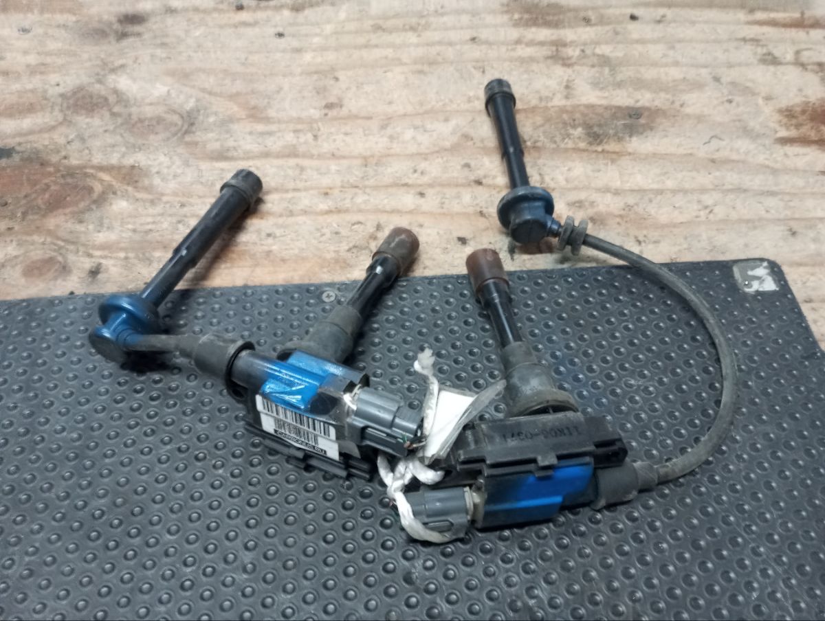 Катушка зажигания 33400-65G00, 33400-65G01, LC-016-6247 на Suzuki Chevrolet Mw ME34S M13A Фото 2