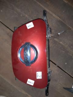 Лючок на Nissan Leaf ZE0 Фото 5