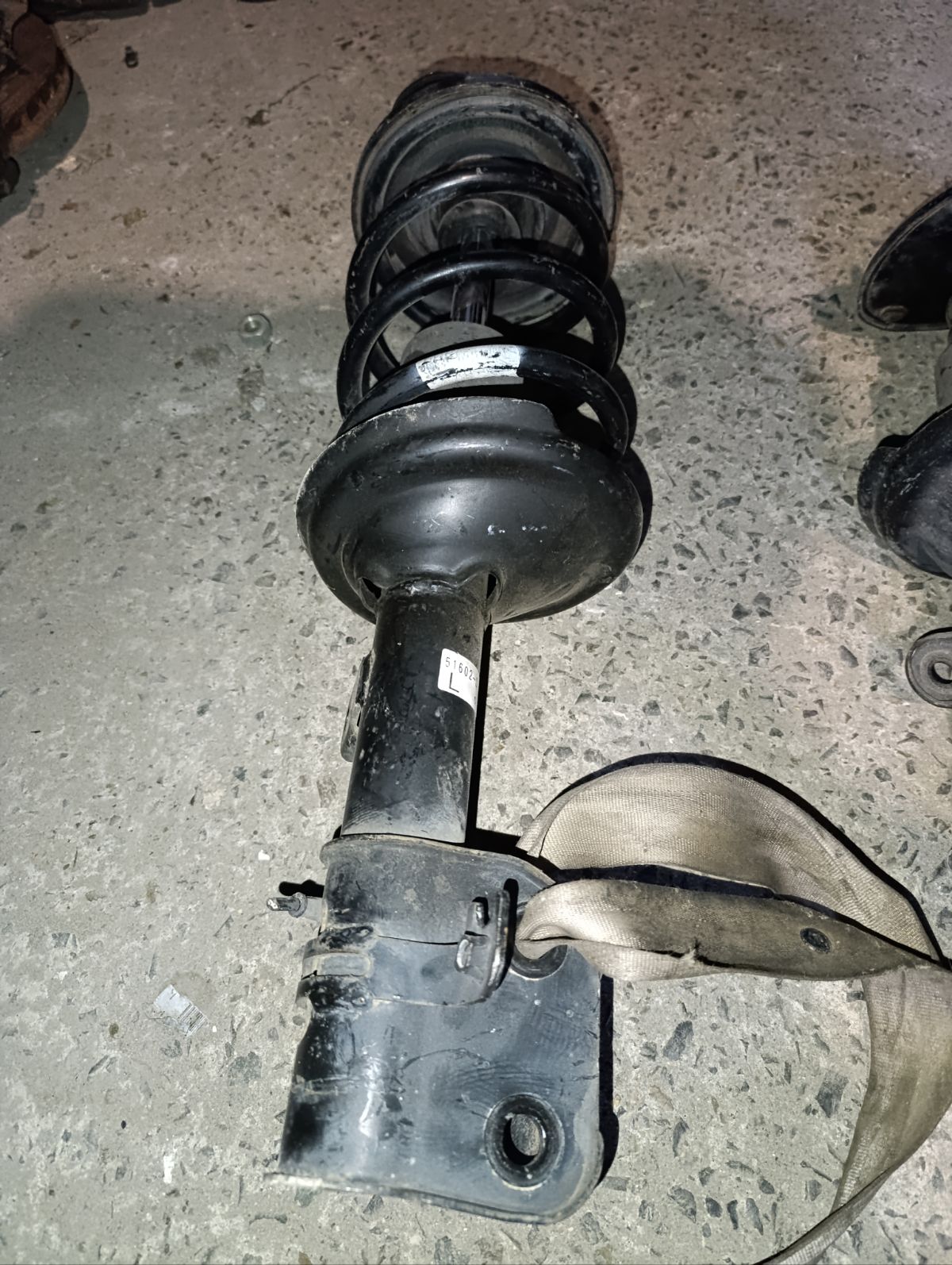 Стойка амортизатора на Honda Stepwgn RF3 K20A Фото 16