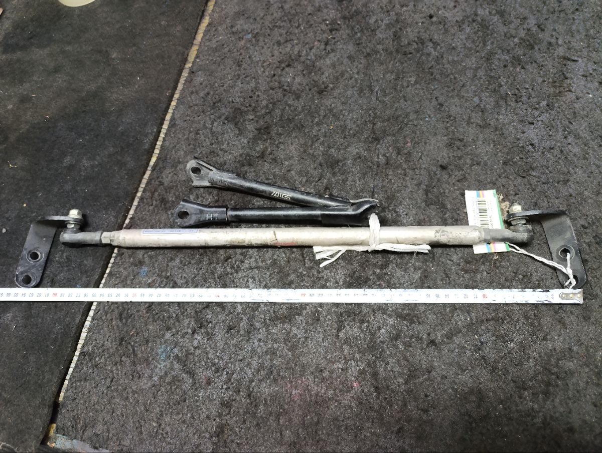 Жесткость на стойки на Subaru Legacy BL5 Фото 10