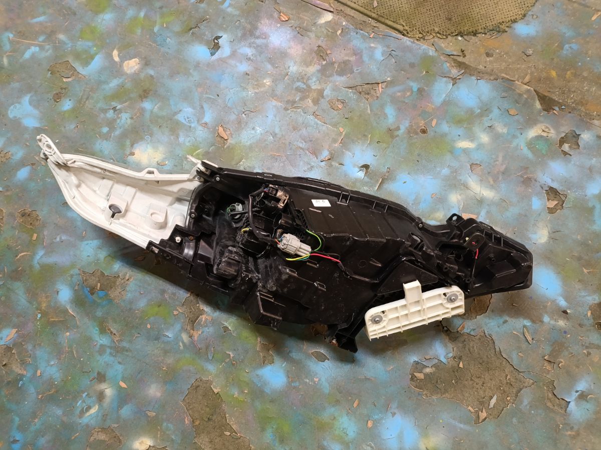 Фара 1865 1865,26060-3NK0A на Nissan Leaf AZE0 Фото 6