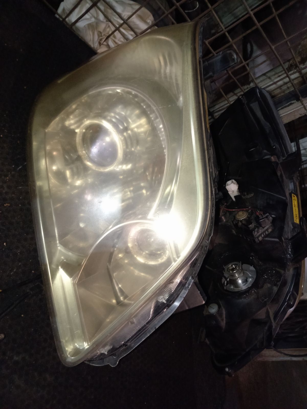 Фара 28-181 28-181 на Toyota Noah AZR60G Фото 9