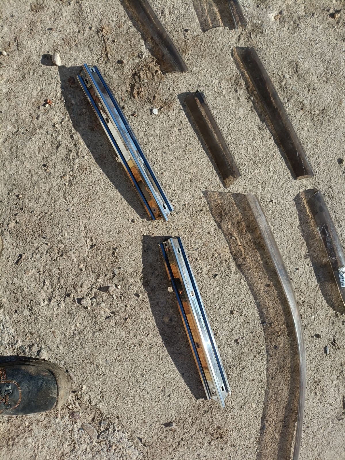 Молдинг на кузов на Toyota Mark Ii GX90 Фото 12