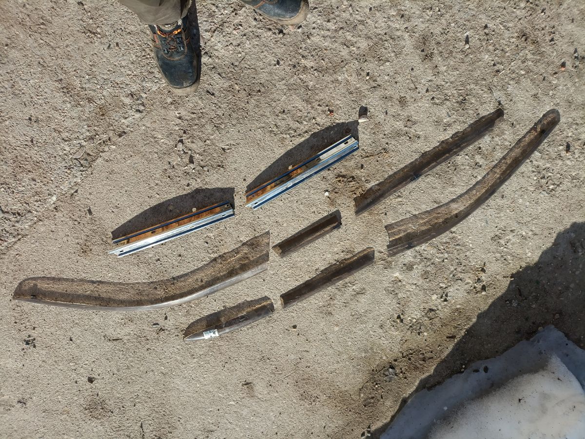 Молдинг на кузов на Toyota Mark Ii GX90 Фото 9