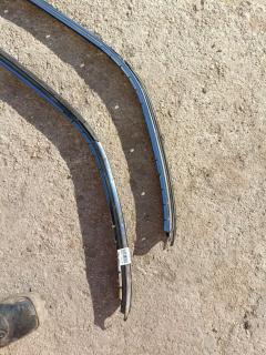 Молдинг на кузов на Toyota Mark Ii GX90 Фото 8