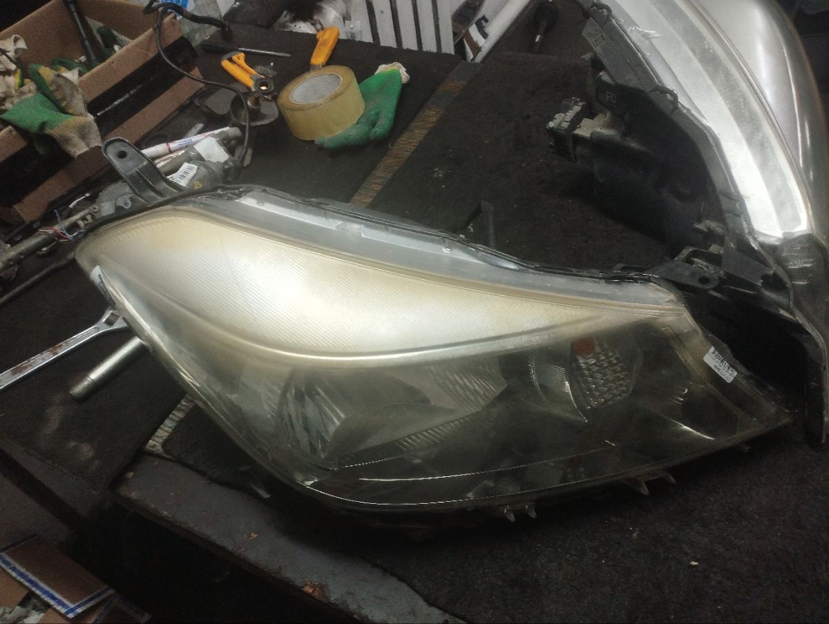 Фара 52-233 52-233 на Toyota Vitz KSP130 Фото 7