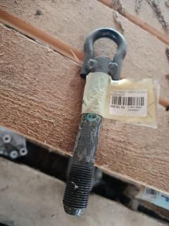 Крюк буксировочный 51960-0D080, 51960-47020 на Toyota Ractis NCP100 Фото 3