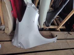 Крыло переднее на Toyota Vitz KSP130 Фото 6