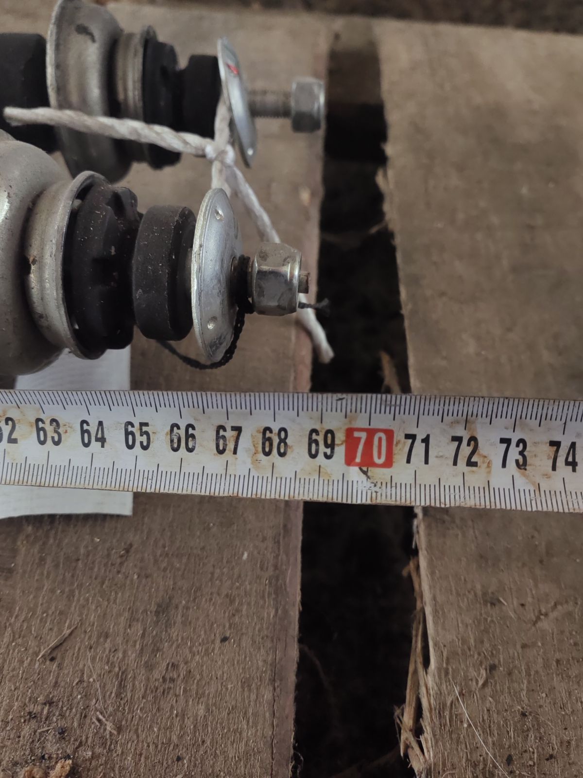 Амортизатор на Mitsubishi Mirage A05A Фото 5