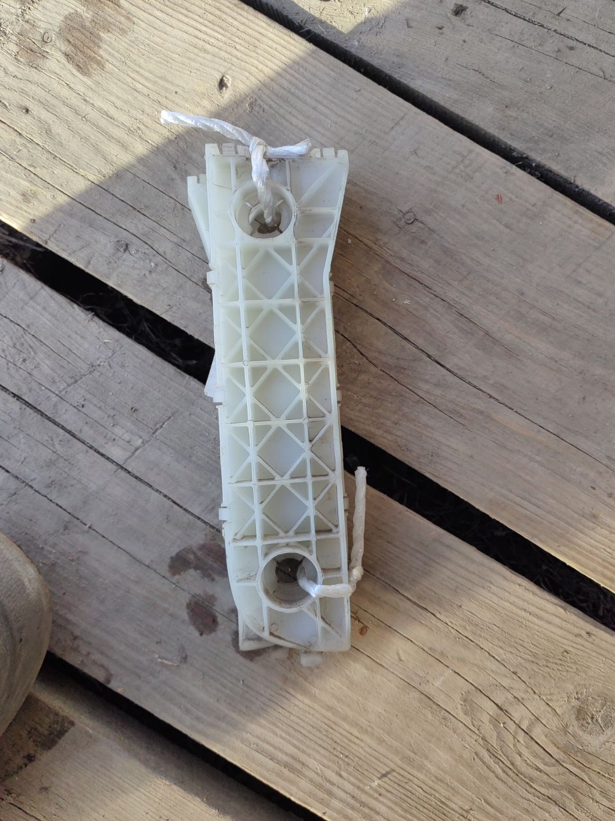 Крепление бампера на Toyota Probox NCP50V Фото 5