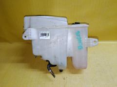 Бачок омывателя 85315-20390 на Toyota Caldina ST210G Фото 3