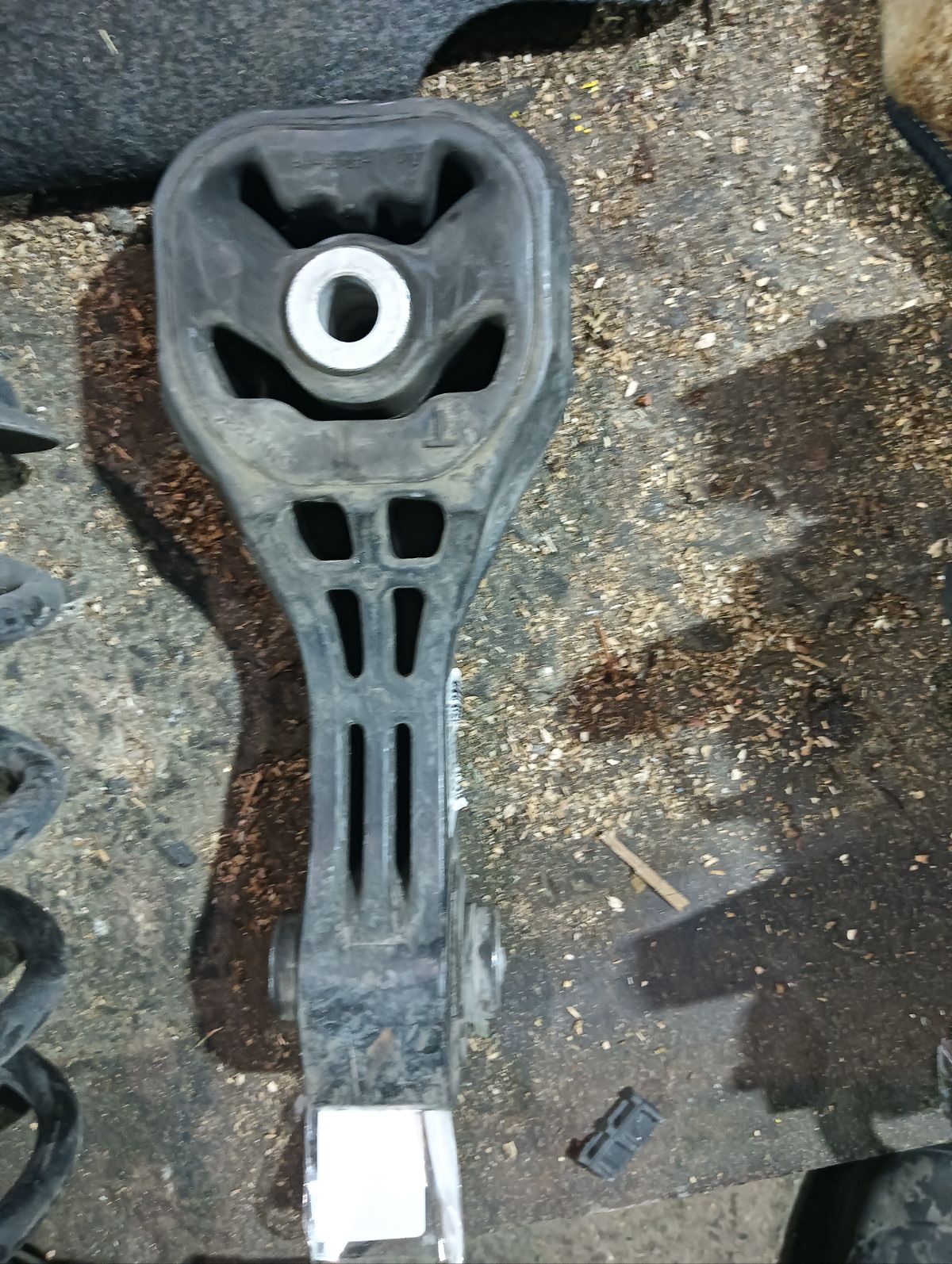 Подушка двигателя на Honda Freed GP3 LEA Фото 4