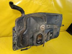 Бак топливный 77001-44900 на Toyota Ipsum SXM10G 3S-FE Фото 2