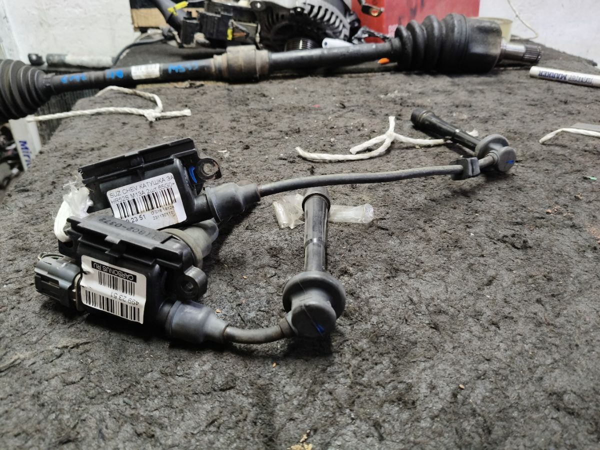 Катушка зажигания 33400-65G00, 33400-65G01, LC-016-6247 на Suzuki Chevrolet Cruze HR52S M13A Фото 2