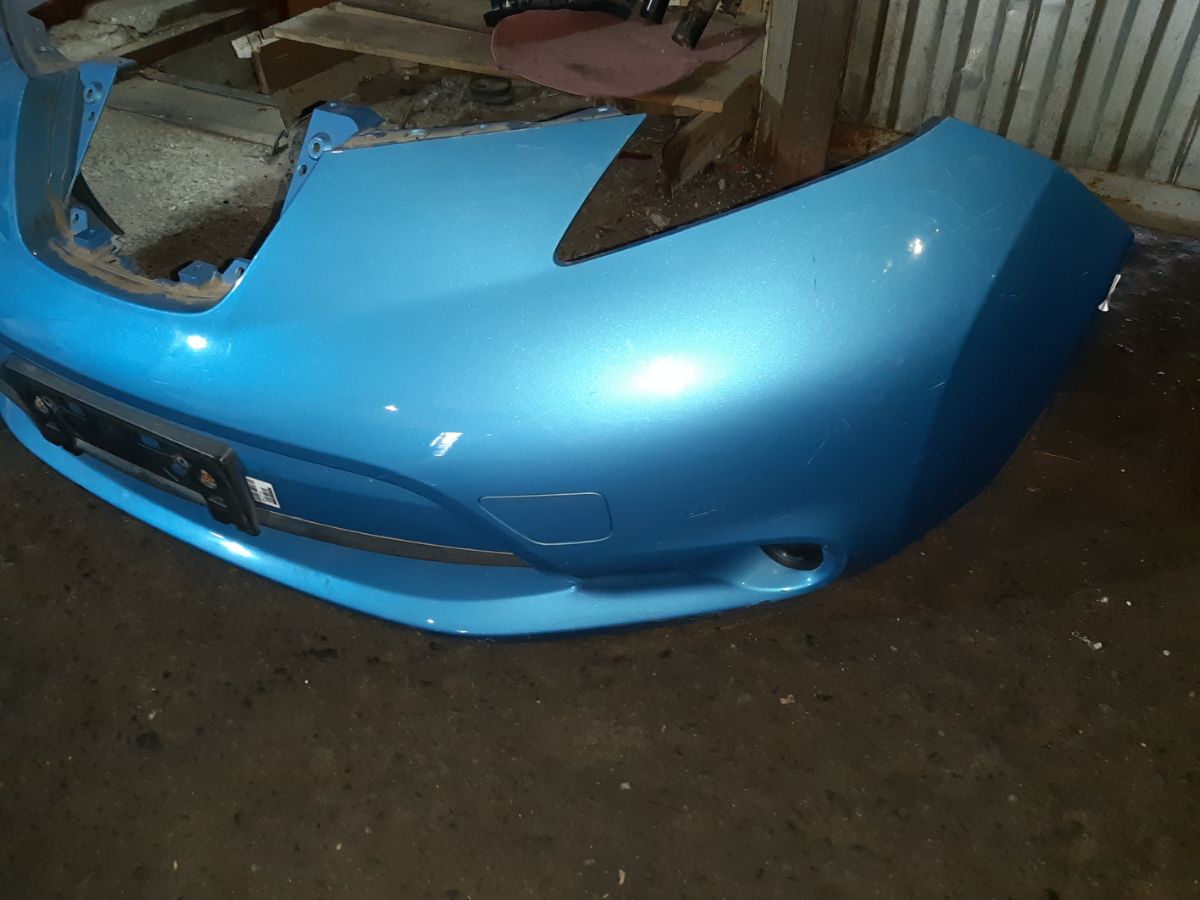 Бампер 62022-3NA0H на Nissan Leaf ZE0 Фото 16