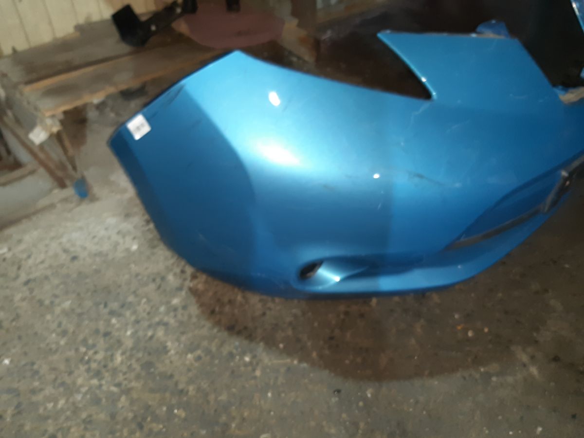 Бампер 62022-3NA0H на Nissan Leaf ZE0 Фото 17