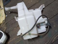 Бачок омывателя на Nissan Leaf AZE0 Фото 3