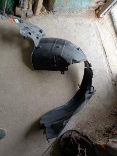 Подкрылок 63842-3NA0A на Nissan Leaf AZE0 EM57 Фото 4