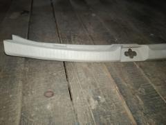 Обшивка багажника 67935-44020-A0 на Toyota Ipsum ACM26W Фото 7