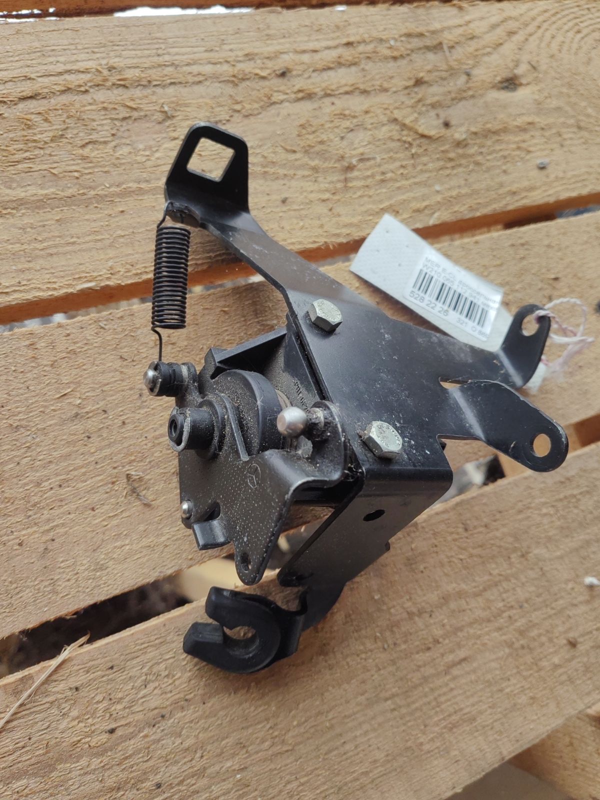 Дроссельная заслонка A0115428717 на Mercedes-Benz E-Class W210.065 112.941 Фото 5