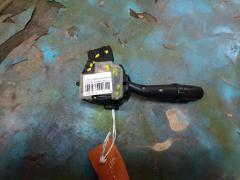 Переключатель поворотов на Toyota Camry ACV30 Фото 3