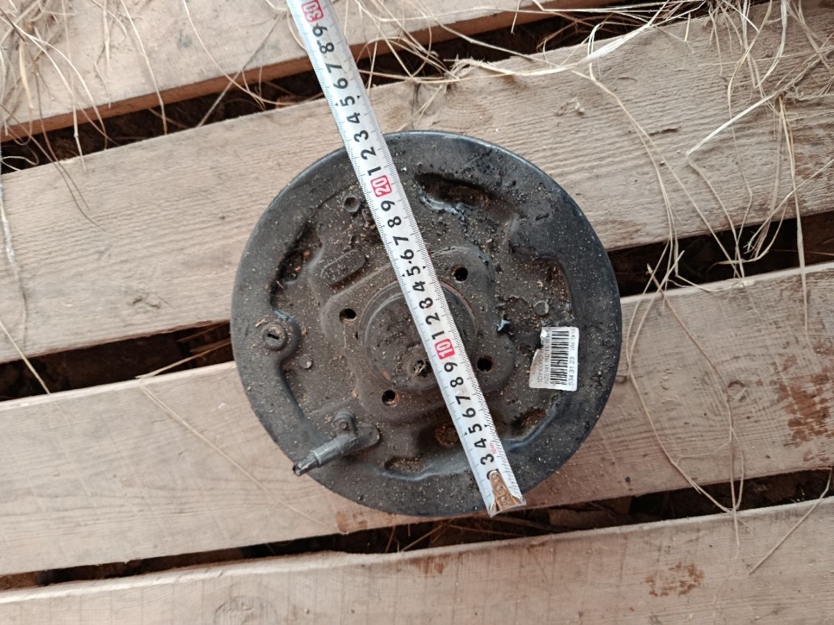 Ступица 42450-12120 на Toyota Corolla Axio NZE141 1NZ-FE Фото 3