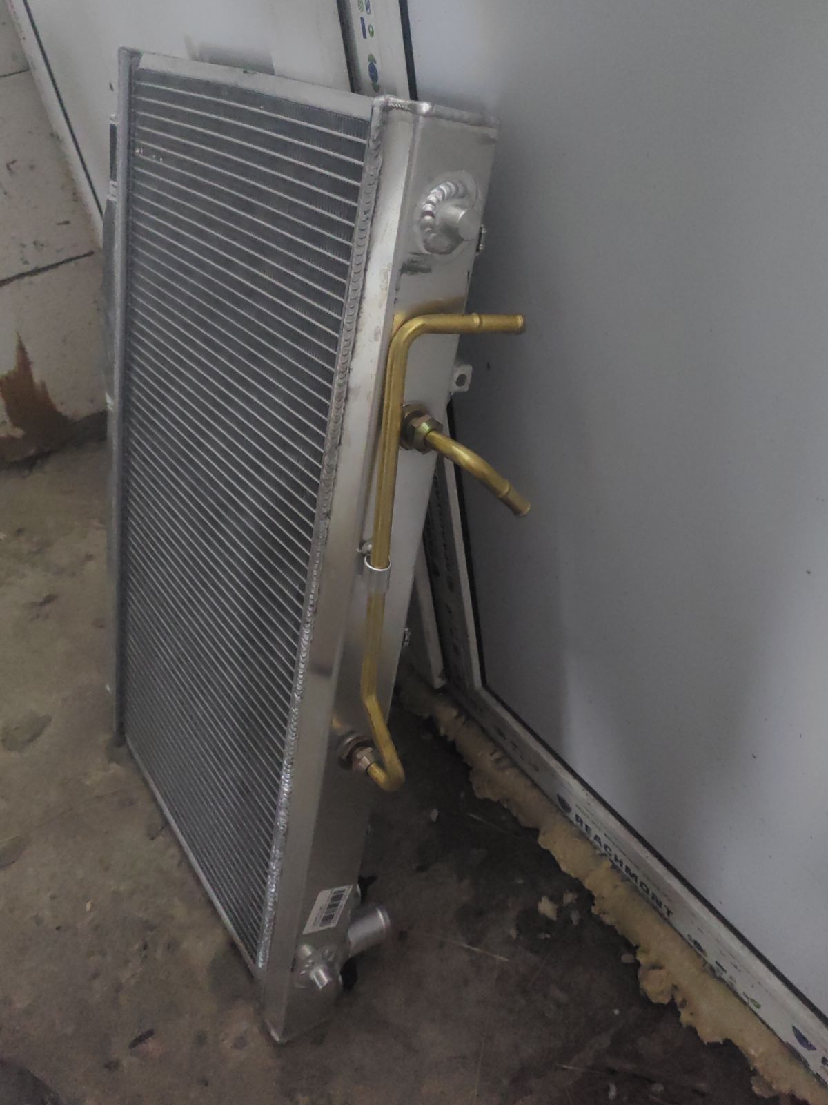 Радиатор ДВС TADASHI TD-036-6983A, 01153021, 103670, 16400-74500, 16400-74510, 16400-74520, 16400-74530, 16400-74540, 16400-74550, 16400-74560, 16400-74560-N2, 16400-74560-R1, 16400-74740, 1640074560, 2064089, 211580N, 284775A, 284775AA, 284775T, 284776F, 284776J, 284776JP, 284776K, 284776R, 29146, 31-1089, 53002144, 53308, 60532144, 64775, 64776, 734181, 812144R, 814008-1, 8140081K, 8149302144, 8MK376773291, ADT39865, CU1174, DA1735, DAP173005, FX-036-6983, FX-036-6983A, JAPRDA153021, KTO144, PA010247, PA010254, PA010726, PL010247, PL010254, PL010255, PL010726, RA6532, RDA153021, T156A139, T554-72, TD-036-6983, TO2144, TOY02-ST180, TY0002-ST180, VCS4776, WG1722201 на Toyota Celica ST185 3S-GTE Фото 3