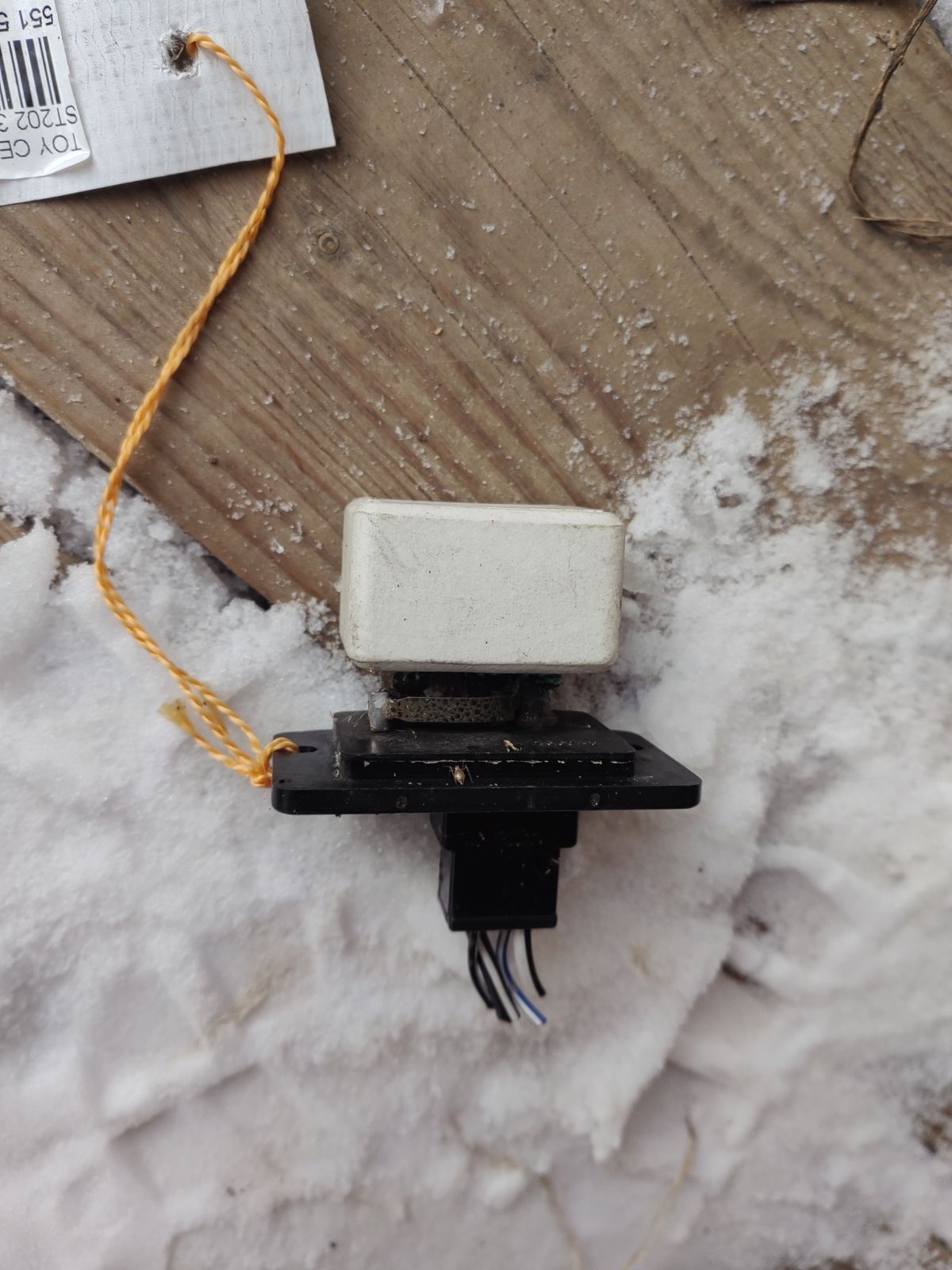 Регулятор скорости мотора отопителя на Toyota Celica ST202 3S-FE Фото 2