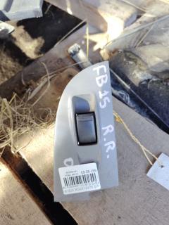Блок упр-я стеклоподъемниками 25411 0V000 на Nissan Sunny FB15 Фото 3