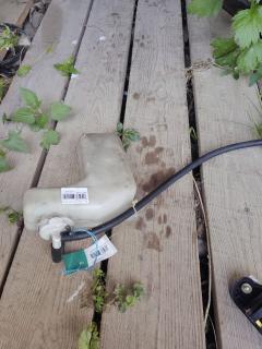 Бачок расширительный MR212509 на Mitsubishi Legnum EA1W 4G93 Фото 4