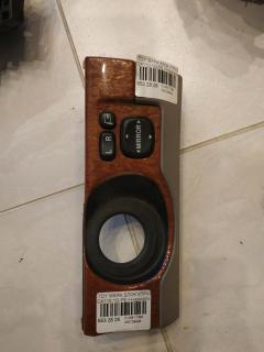 Блок управления зеркалами 84872-52040 на Toyota Mark Ii GX110 1G-FE Фото 5