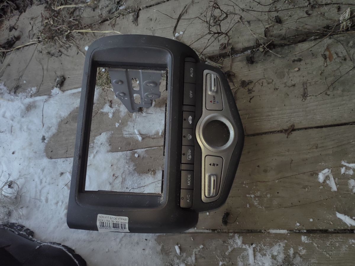 Блок управления климатконтроля на Honda Fit GD4 L15A Фото 3