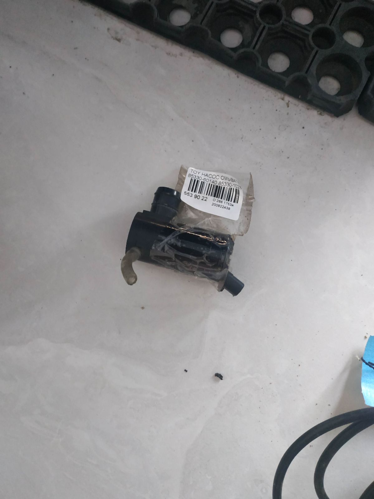 Насос омывателя стекла 85330-60140 на Toyota Фото 5