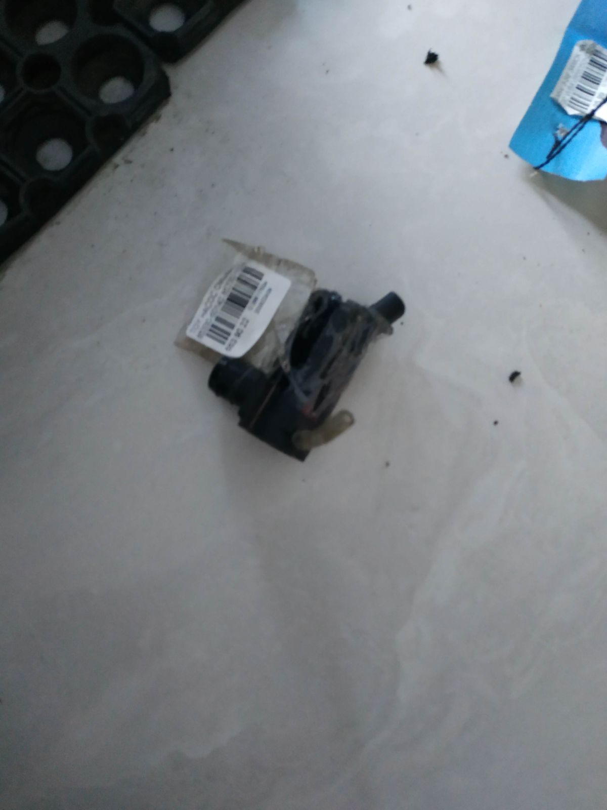 Насос омывателя стекла 85330-60140 на Toyota Фото 6