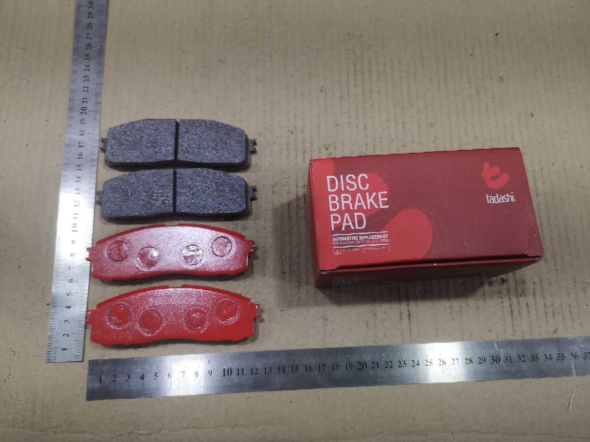 Тормозные колодки tds TD-086-1142C, 0 986 424 383, 0 986 495 330, 0 986 AB2 012, 0199 10, 0199 34, 019910, 019934, 0201 12, 020112, 021422, 04466-14010, 04466-14017, 04466-14030, 04466-22030, 04466-22040, 04466-22070, 04466-22080, 04466-22090, 04466-22110, 04466-30010, 04466-40010, 04466-40020, 04466-40030, 0446614010, 0446614090, 0446614100, 0446622020, 0446622030, 0446622040, 0446622070, 0446622090, 0446622110, 0446622120, 0446640010, 04466YZZC1, 04492-14080, 04492-14081, 04492-14090, 04492-14100, 04492-14110, 04492-14120, 04492-14130, 04492-22030, 04492-22040, 04492-22041, 04492-22042, 04492-22043, 04492-22050, 04492-22070, 04492-22080, 04492-22090, 04492-22092, 04492-22100, 04492-22101, 04492-22110, 04492-22111, 04492-22120, 04492-22121, 04492-22130, 04492-22131, 04492-22140, 04492-22141, 04492-30080, 04492-30100, 04492-30101, 04492-30110, 04492-30111, 04492-30120, 04492-30130, 04492-40010, 04492-40020, 04492-40030, 0449214090, 0449214100, 0449214120, 0449222030, 0449222040, 0449222043, 0449222050, 0449222060, 0449222070, 0449222080, 0449222090, 0449222100, 0449222101, 0449222110, 0449222111, 0449222120, 0449222121, 0449222130, 0449222131, 0449222140, 0449222141, 0449230080, 0449230100, 0449230101, 0449230110, 0449230111, 0449240010, 0449240020, 05P066, 0986460040, 101956, 10836002, 111227, 1170277, 120362, 1501224521, 1642, 179844, 179877, 17BP9096J, 17BP9106J, 180612, 180612396, 180619, 180619394, 180619396, 191159, 19910, 19934, 1V052648Z, 1Y022648ZE, 2000401, 2000415004T4067, 2007601, 2007615505T4067, 20112, 210 010BSX, 210010SX, 212 012SX, 21355, 219910, 219934, 220112, 2201612, 224521, 225 004BSX, 225 022BSX, 225 022SX, 2544, 26318, 31264, 31266, 321488EGT, 363700200017, 363702160954, 36626, 402B0416, 402B0896, 402B0945, 402B1158, 429, 446614030, 446622080, 446640020, 449214110, 449222040, 449222041, 449222042, 449222043, 449222050, 449222130, 449222131, 449230111, 465781, 4863700119, 50000478, 50000478 C, 5102206, 5102294, 51206, 51294, 544CS, 5502224521, 551600, 5660, 572188J, 572264B, 572264J, 6108729, 6260061, 6260066, 7206D337, 8110 13152, 8221612, 835660, 8DB 355 026741, 8DB 355 028941, 8DB355005691, 9412, 9439, 986424383, 986460040, 9H0T002, A2N080, AC058066D, AC465781D, ADB0388, ADB0388HD, ADB3747, ADB3864, ADT34221, ADT34221AF, AFP123, AFP124S, AFP242S, AFP396S, AKD1147, AN-353K, AN132K, AN132KX, AN227K, AN227KE, AN227KX, AN353KX, AS-T131, AS132, AS353, ASN146, AST132, AV914, AW1810283, AY060-TY004, AY060TY004, B2002, BB0118, BBP1203, BBP1371, BBP1405, BC848, BD7602, BL1001A1, BL1014A2, BP1211, BP1402, BP21142, BP2323, BP2362, BP43271, BP489, BP514, BP655, BP9048, BPT2, BPTO2907, BS1216, BS2104, C22006, C22006JC, C22006PR, CBP3747, CBP3864, CD2042, CD2042STD, CD2042TYPED, CD2048, CD2048M, CD2048MSTD, CD2048MTYPED, CD2062, CD2062M, CD2062STD, CD2062TYPED, CD2165M, CD2165MSTD, CD2165MTYPED, CF1142, CKT110, CKT120, CMX337, CMX352, CMX432, CMX622, D2042, D204202, D2042M01, D2062, D2062-02, D206201, DB413, DBP477, DBP478, DFP872, DIS13261, DP1010100522, DP1010100546, DP5095, DP5104, EC1123, ELT337, ELT352, ELT432, ELT622, FB211043, FB211045, FD6345A, FD6345N, FD6559A, FDB477, FDB478, FO 496681, FP0304, FSL478, G0446612010, GDB 3063, GDB3081, GDB3164, GDB7512, GDB872, GDB978, GK1133, GOJ2071, GOJ2104, GP02062, HDP171, HP8514, HP9102, IBR1206, IBR1294, J PP206AF, J PP296AF, J3612006, JAPPP206AF, JAPPP294AF, JBP0218, JQ101956, KBP9056, KD2062, KD2733, LP577, LP611, LVXL472, LVXL575, MBP489, MBP655, MD006, MD115, MDB1322, MDB1326, MKD337, MKD352, MKD432, MKD622, MN-154A, MRP2206, MRP2294, MS1106, MS1142, MS1142C, MX337, MX352, MX432, MX622, NDP-171, NKT1356, NP1046, NP1070, P 83 015, P 83 017, P099310, P099334, P301312, P83021, PA505, PAD499, PAD578, PBP478, PBP478KOR, PF-1142C, PF1106C, PF1142, PF1142C, PN1142, PP206AF, PP294AF, PRP0790, Q0930890, RB0612, RN271, S701435, SBP478, SN238, SN764, SP 106, SP 106 PR, SP 1123, SS764S, ST0446630010, T0017, T0362, T0610445, T282307, T361A06, T361A08, TABP2187, TD0861321, TD1142C, TDB1203A, TH171, TN271, V9118B013, WBP21833A, Y02206 на Toyota Century VG40 Фото 1