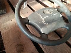 Руль на Toyota Hiace TRH200V Фото 3