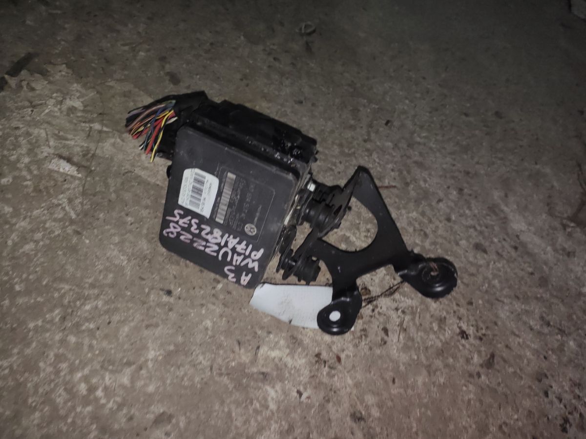 Блок ABS 1K0614517AC, 1K0614517ACBEF, 1K0614517R на Audi A3 8P Фото 7